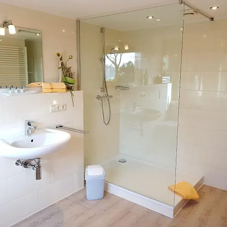 By Gasthof Bucksande Aparthotel Apen